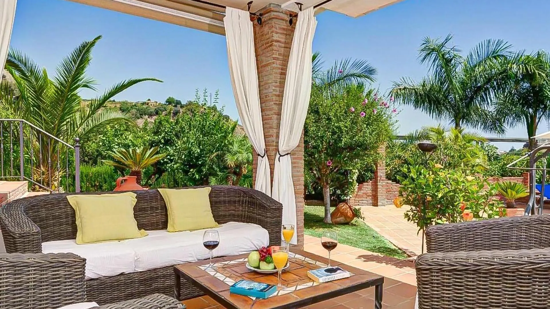 Villa La Canela By Villa Plus Frigiliana 0*,